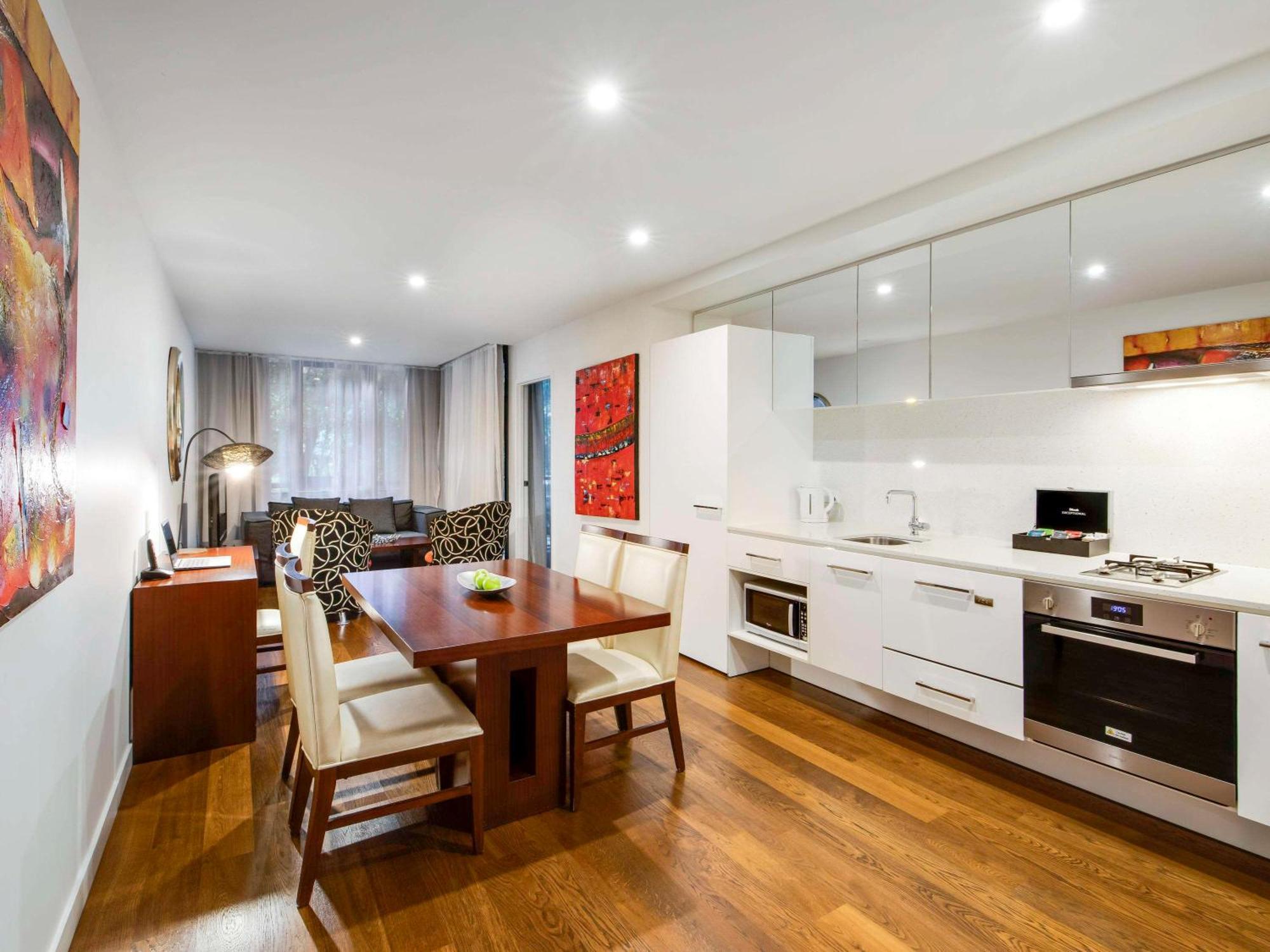 The Sebel Residences Docklands Serviced 4* Melbourne
