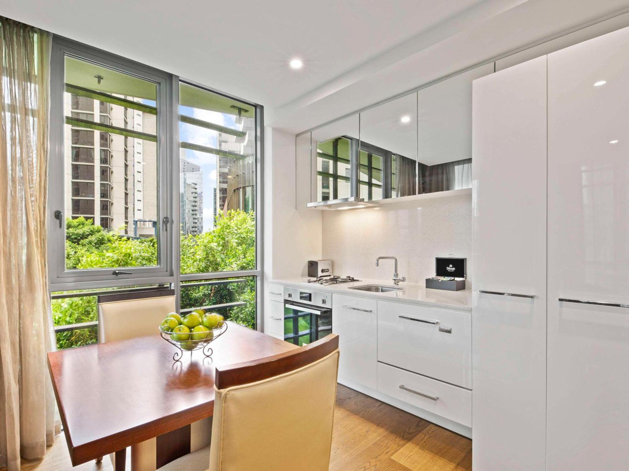 Aparthotel The Sebel Residences Docklands Serviced 4*
